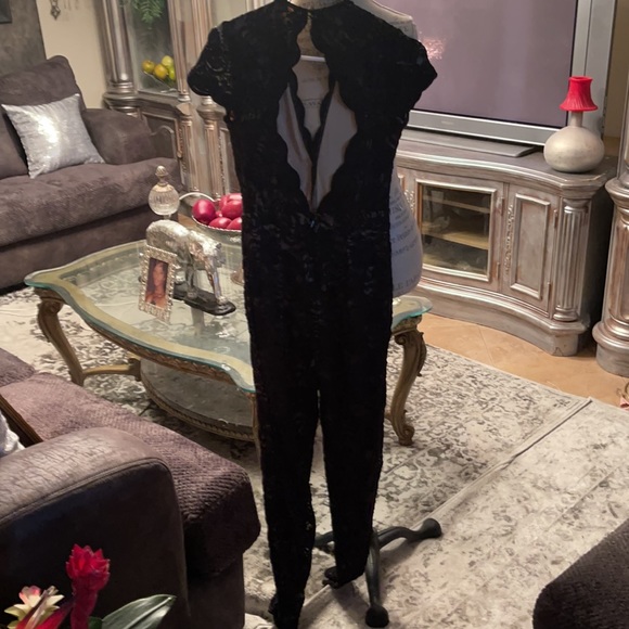 Designer jumper! Elongate and Sophisticated! - Picture 8 of 8